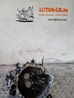 VERSNELLINGSBAK Opel Vivaro (01-2014/12-2019) (pf6050), Auto-onderdelen, Gebruikt, Opel