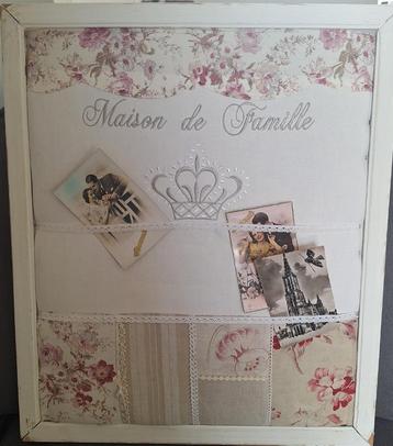Prachtige brocante prikbord, memobord beschikbaar voor biedingen