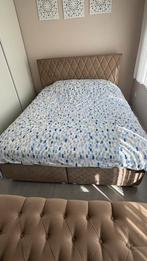 Tweepersoonsbed met koffer, Huis en Inrichting, Slaapkamer | Bedden, Ophalen