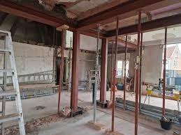 Poutrel steken werken  binnen of buiten.0465826053 beschikbaar voor biedingen