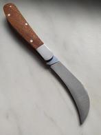 Zakmes, Caravans en Kamperen, Kampeergereedschap, Ophalen of Verzenden, Zo goed als nieuw