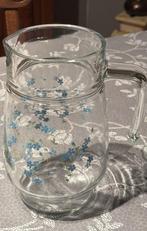 Arcopal kan met bloemenmotief, Enlèvement