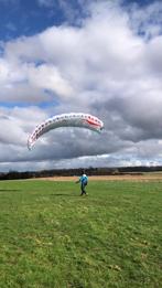parapente Gin - Yak 18m² light, Sport en Fitness, Zweefvliegen en Paragliding, Gebruikt, Complete paraglider, Ophalen of Verzenden