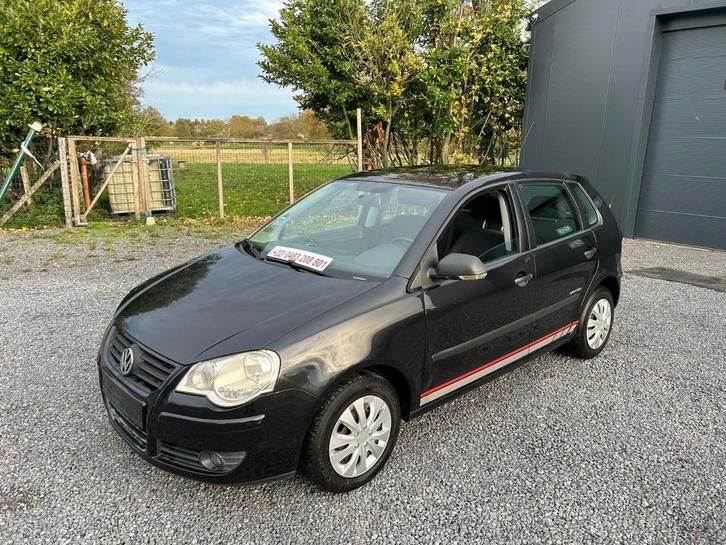 Volkswagen Polo 1.2 essence AIRCO 5portes 152000km, Auto's, Volkswagen, Bedrijf, Polo, Centrale vergrendeling, Elektrische ramen