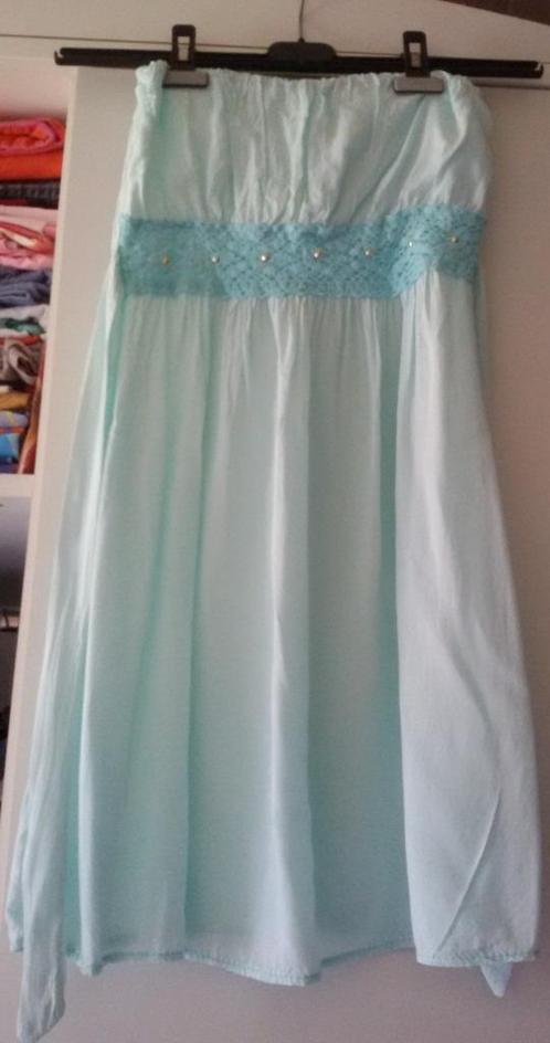 Zomerjurkje - bandeaumodel - lichtblauw - maat M - € 1.00, Kleding | Dames, Jurken, Gedragen, Maat 38/40 (M), Blauw, Boven de knie