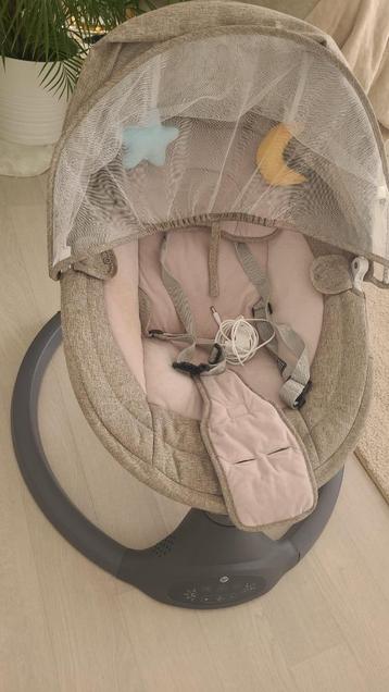 Balancelle électrique pour bébé  beschikbaar voor biedingen