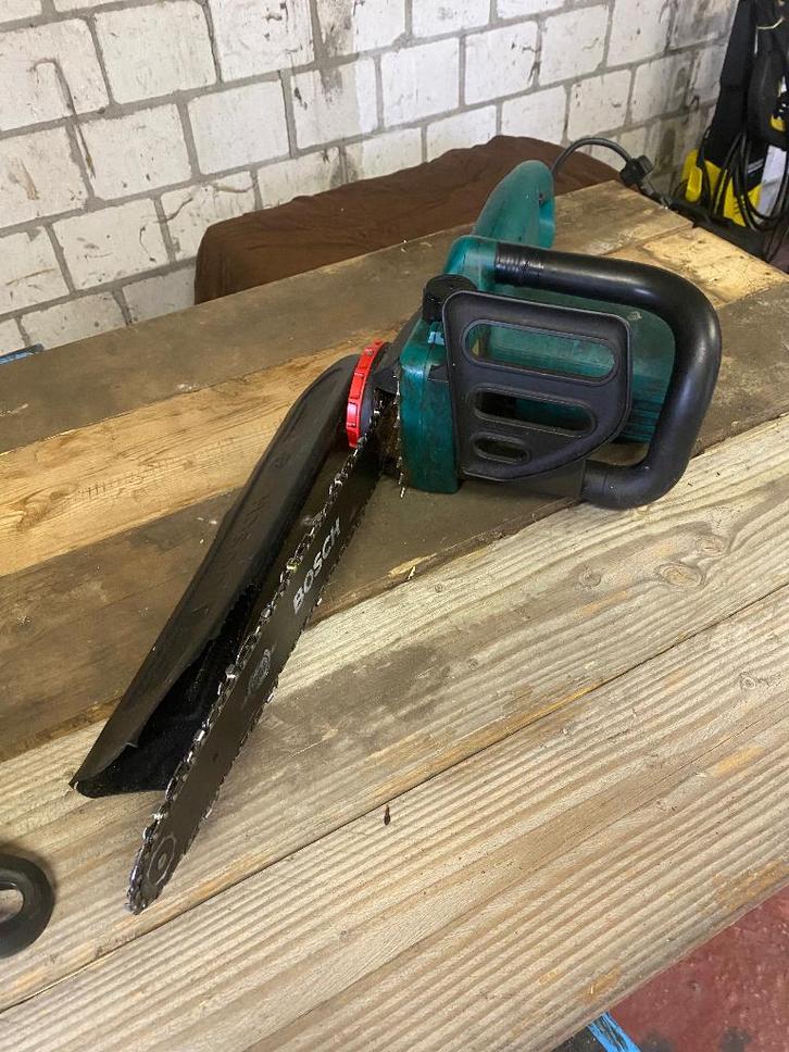 Kettingzaag Bosch, Tuin en Terras, Hand-tuingereedschap, Gebruikt, Overige soorten, Ophalen