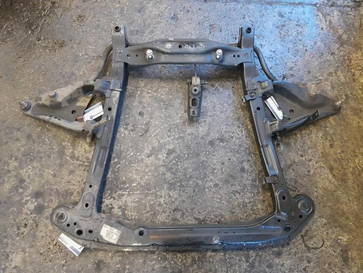 SUBFRAME Dacia Logan MCV II / Sandero Wagon (7S) (01-2013/-), Auto-onderdelen, Ophanging en Onderstel, Dacia, Gebruikt
