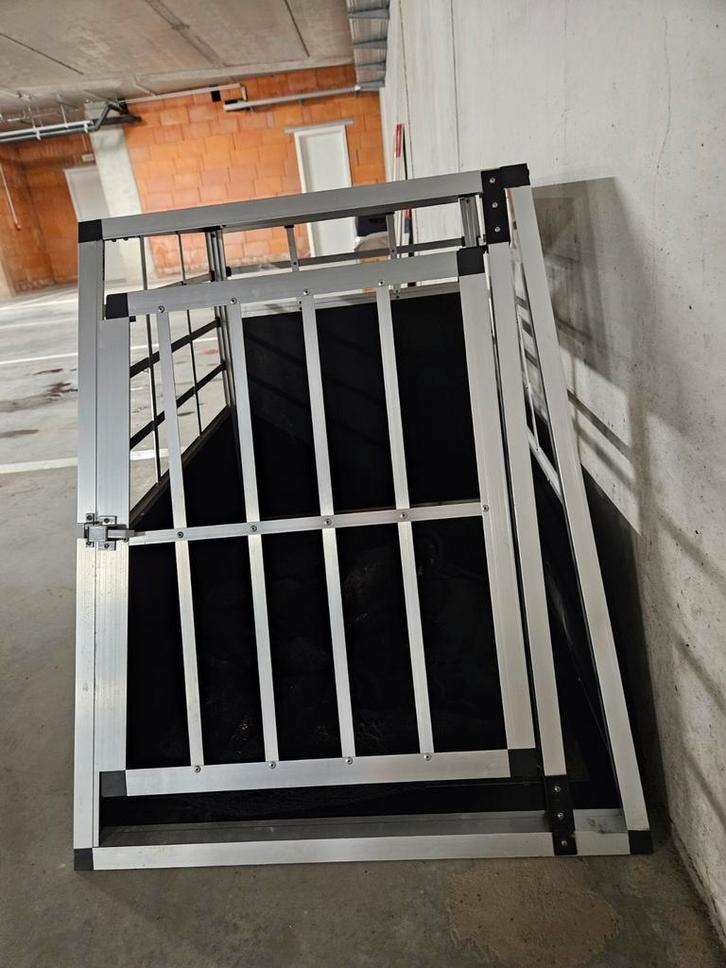 🐶 XL Hondenbench aluminium – zeer goede staat – voor grote, Dieren en Toebehoren, Hondenhokken, Ophalen