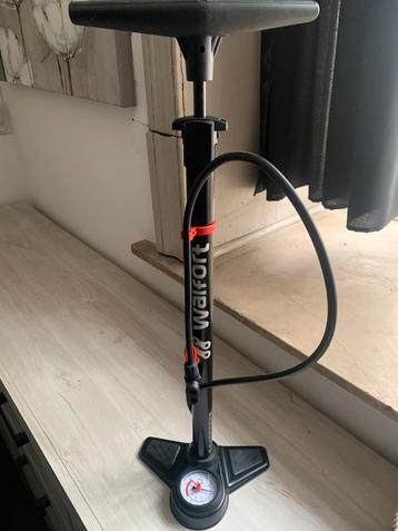 fietspomp, Fietsen en Brommers, Ophalen of Verzenden, Zo goed als nieuw