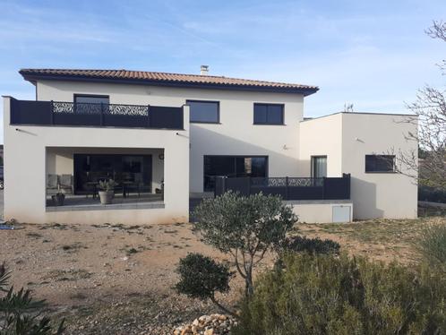 Eigentijdse villa vlakbij zee in Occitanie, Immo, Huizen en Appartementen te koop, 1000 tot 1500 m², Vrijstaande woning, A