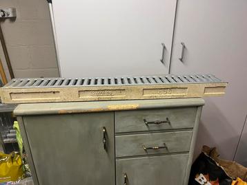 Afvoergoot beschikbaar voor biedingen