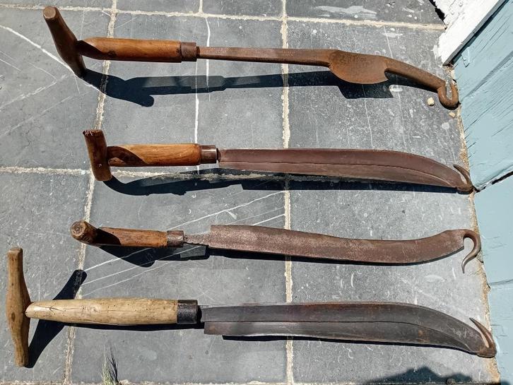 4 Franse paroirs of paalmessen, om hout mee te snijden, Antiek en Kunst, Antiek | Gereedschap en Instrumenten, Ophalen of Verzenden