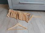 24 houten kledinghangers kind, Ophalen of Verzenden, Zo goed als nieuw