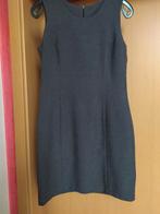 Grijze overgooier maat 38, Kleding | Dames, Jurken, Maat 38/40 (M), Ophalen of Verzenden, Zo goed als nieuw, Knielengte