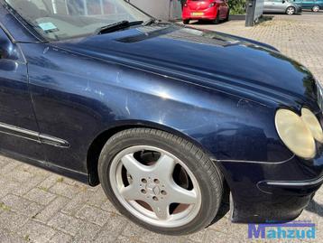 MERCEDES CLK W209 K359 BLAUW rechts voorscherm 2003-2010 beschikbaar voor biedingen