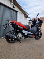 Aprilia Sr Max 125cc 11kw Als nieuw!!, Motoren, Scooter, Particulier, 125 cc, 11 kW of minder