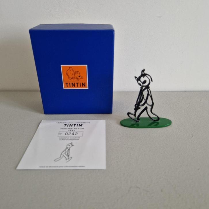 Kuifje / Tintin en de alfa kunst, groene sokkel., Verzamelen, Stripfiguren, Nieuw, Beeldje of Figuurtje, Kuifje, Ophalen of Verzenden