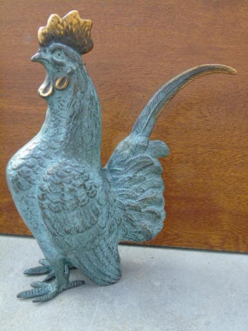 statue d un coq en bronze patinée et en relief ..., Jardin & Terrasse, Statues de jardin, Neuf, Animal, Autres matériaux, Enlèvement ou Envoi