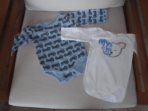 1 set van 2 rompers maat 68, Kinderen en Baby's, Babykleding | Maat 68, Zo goed als nieuw, Jongetje, Nacht- of Onderkleding, Ophalen