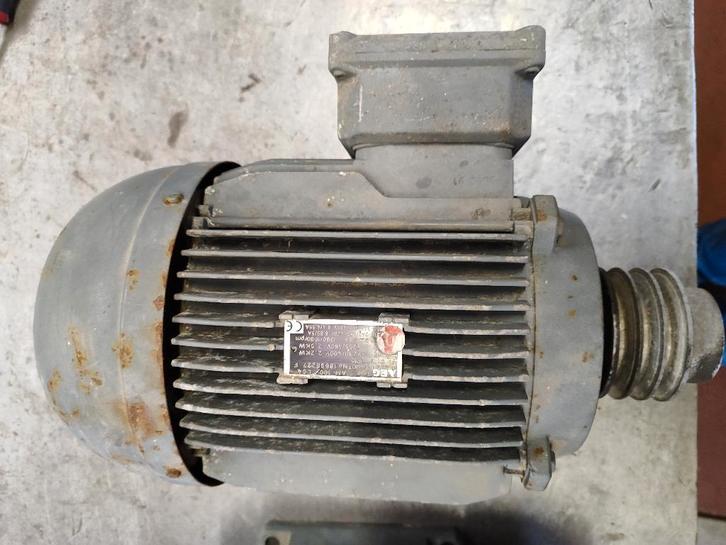Driefasige elektromotor., Doe-het-zelf en Bouw, Motoren, Gebruikt, Elektromotor, Ophalen