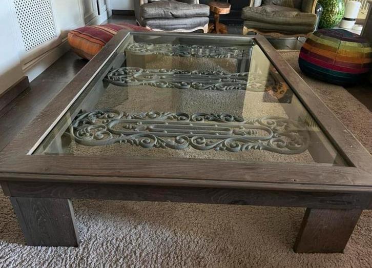 Unieke salontafel – glas, eikenhout & oud Frans smeedijzer, Huis en Inrichting, Tafels | Salontafels, Eikenhout, Ophalen
