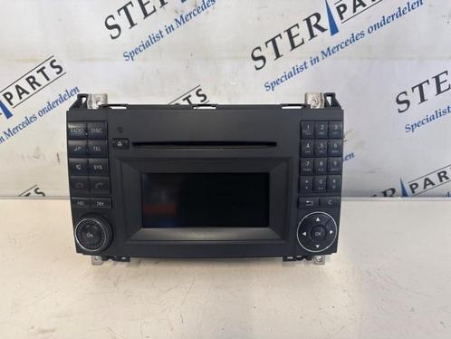 Radio CD Speler van een Mercedes Sprinter, Auto-onderdelen, Elektronica en Kabels, Mercedes-Benz, Gebruikt, 3 maanden garantie
