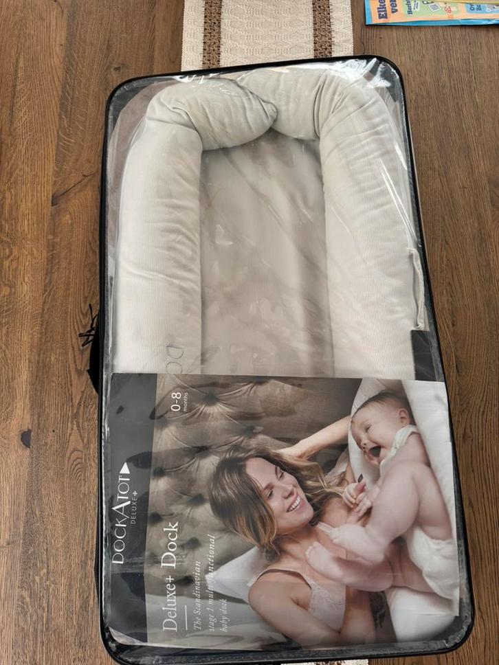 DockATot Babynestje - zeer goede staat, Kinderen en Baby's, Babywiegjes en Ledikanten, Zo goed als nieuw, Ophalen