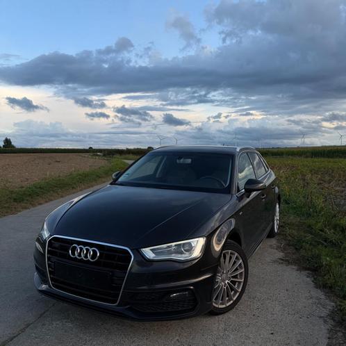 Audi A3 Sportback 1.6 TDi Attraction S-line, Auto's, Audi, Particulier, A3, ABS, Achteruitrijcamera, Airbags, Airconditioning