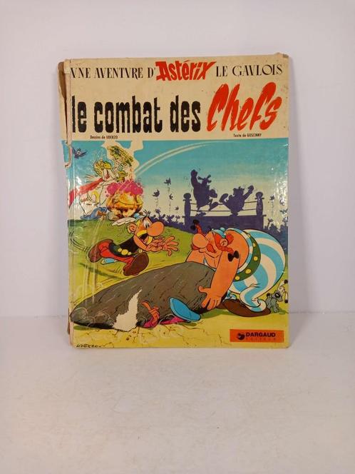 Une aventure d'Asterix le gaulois - Le combat des chefs, Boeken, Stripverhalen, Gelezen, Eén stripboek, Ophalen of Verzenden