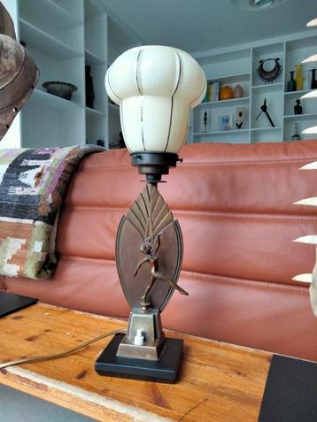 Art Deco lamp tafelmodel danseres brocante  beschikbaar voor biedingen