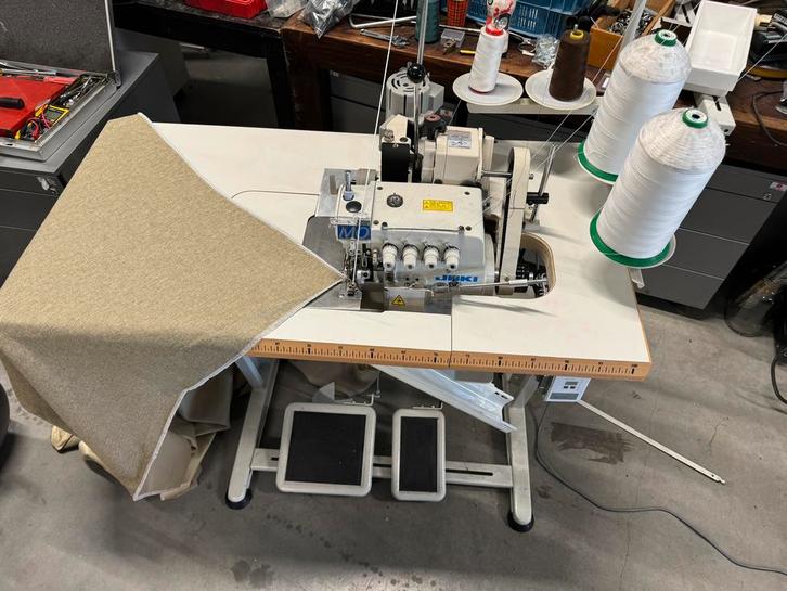 Industriële lockmachine overlock juki puller lood veter voet, Hobby en Vrije tijd, Naaimachines en Toebehoren, Nieuw, Lockmachine