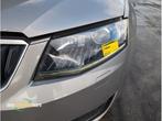 Phare gauche d'un Skoda Octavia, Autos : Pièces & Accessoires, -, -, 3 mois de garantie, Utilisé
