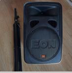 2 actieve JBL boxen 350W met bijbehorende Köning statieven, Ophalen, JBL, Zo goed als nieuw, 120 watt of meer