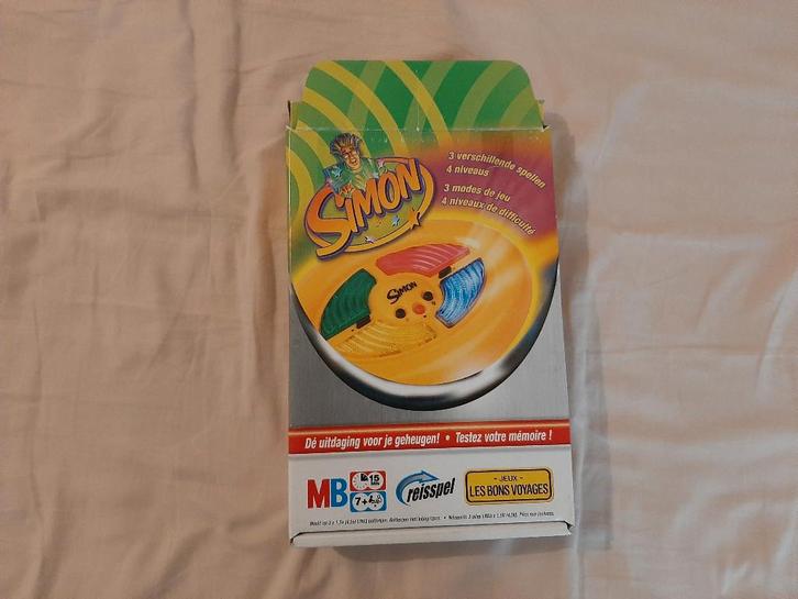 Simon jeu de mémoire Jeu de voyage de MB, Enfants & Bébés, Jouets | Éducatifs & Créatifs, Enlèvement ou Envoi