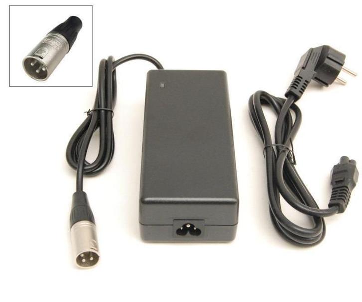Lader voor fietsaccu 24V neutrik plug Li-ion, Hobby en Vrije tijd, Elektronica-componenten, Nieuw, Ophalen of Verzenden