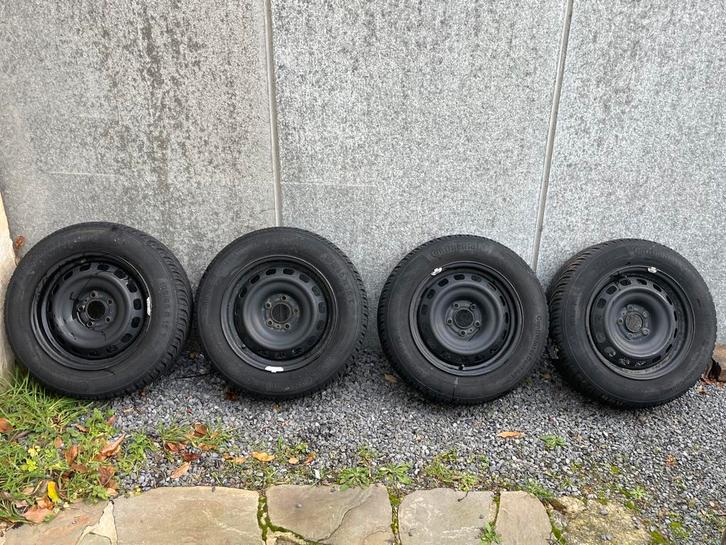 Kit hiver peugeot 308 195/65/15 Continental, Auto-onderdelen, Banden en Velgen, Banden en Velgen, Winterbanden, 15 inch, 195 mm