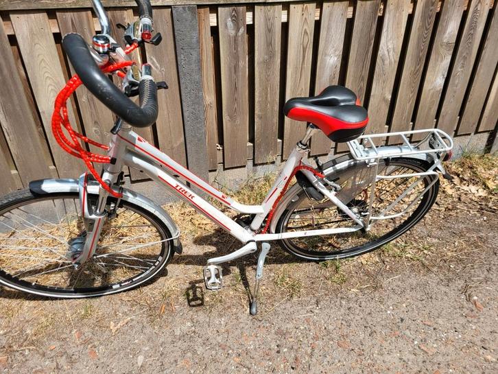 Sportieve Damesfiets TREK ALPHA, Fietsen en Brommers, Fietsen | Dames | Sportfietsen en Toerfietsen, Zo goed als nieuw, 28 inch
