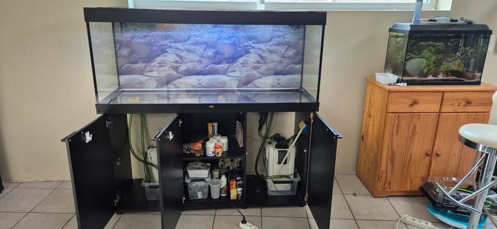 Aquarium Juwel Rio 450 krasvrij met meubel en buitenfilters, Dieren en Toebehoren, Vissen | Aquaria en Toebehoren, Zo goed als nieuw