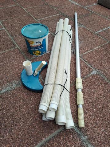 Kit d’entretien Piscine + 3,5 Kg de chlore beschikbaar voor biedingen