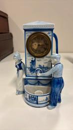 delft motif mantel clock marked, Antiek en Kunst, Ophalen