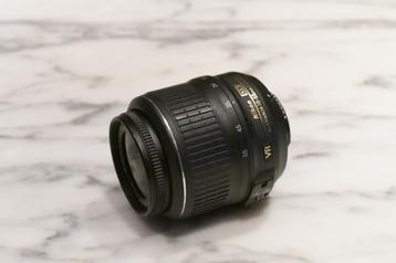 Nikon AF-S 18-55 mm/f 3,5-5,6 G VR DX N 14818542