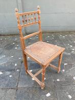 Chaise en chêne massif — Style néo-Renaissance, Neorenaissance, Brun, Enlèvement, Utilisé