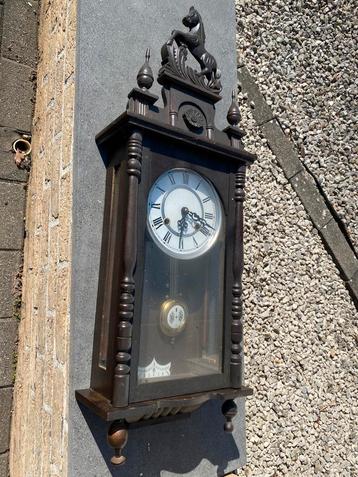 Horloge murale ancienne, Enlèvement