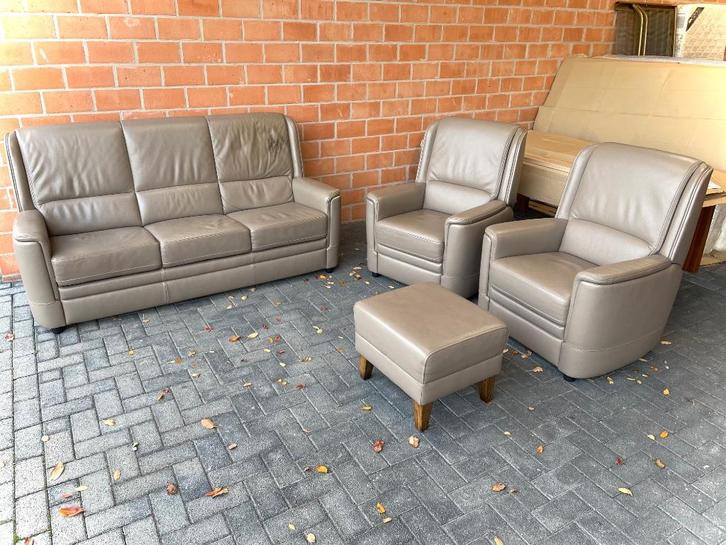 Leder salon / 3-1-1 + poef / goede staat, Huis en Inrichting, Zetels | Zetels en Chaises Longues, Gebruikt, Leer, Ophalen