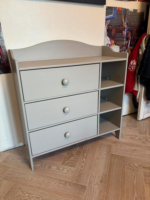 IKEA Trogen grijs dressoir, Huis en Inrichting, Kasten | Ladekasten, Zo goed als nieuw, Ophalen