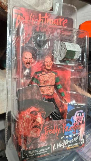 Officiële figuurcollectie van Freddy Krueger  beschikbaar voor biedingen