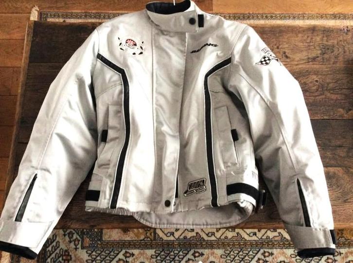 Motorjas Bering met goede bescherming maat 2, Motoren, Kleding | Motorkleding, Jas | textiel, Dames, Tweedehands, Ophalen of Verzenden