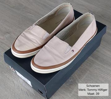 Schoenen dames: maat 39. Merk: Tommy Hilfiger+doos (N.STAAT) beschikbaar voor biedingen