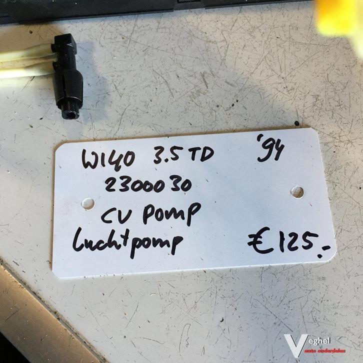 Mercedes W140 3.5 Turbodiesel 1995 wagennr 2300030  CV Pomp, Auto-onderdelen, Motor en Toebehoren, Gebruikt, Ophalen of Verzenden